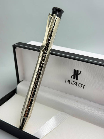 Cartier 
Dior 
Gucci
Glorgio armani
Mont blanc
Lv
Hublot

55 dhs🇦🇪🇦🇪

Zain182
♥️♥️♥️
