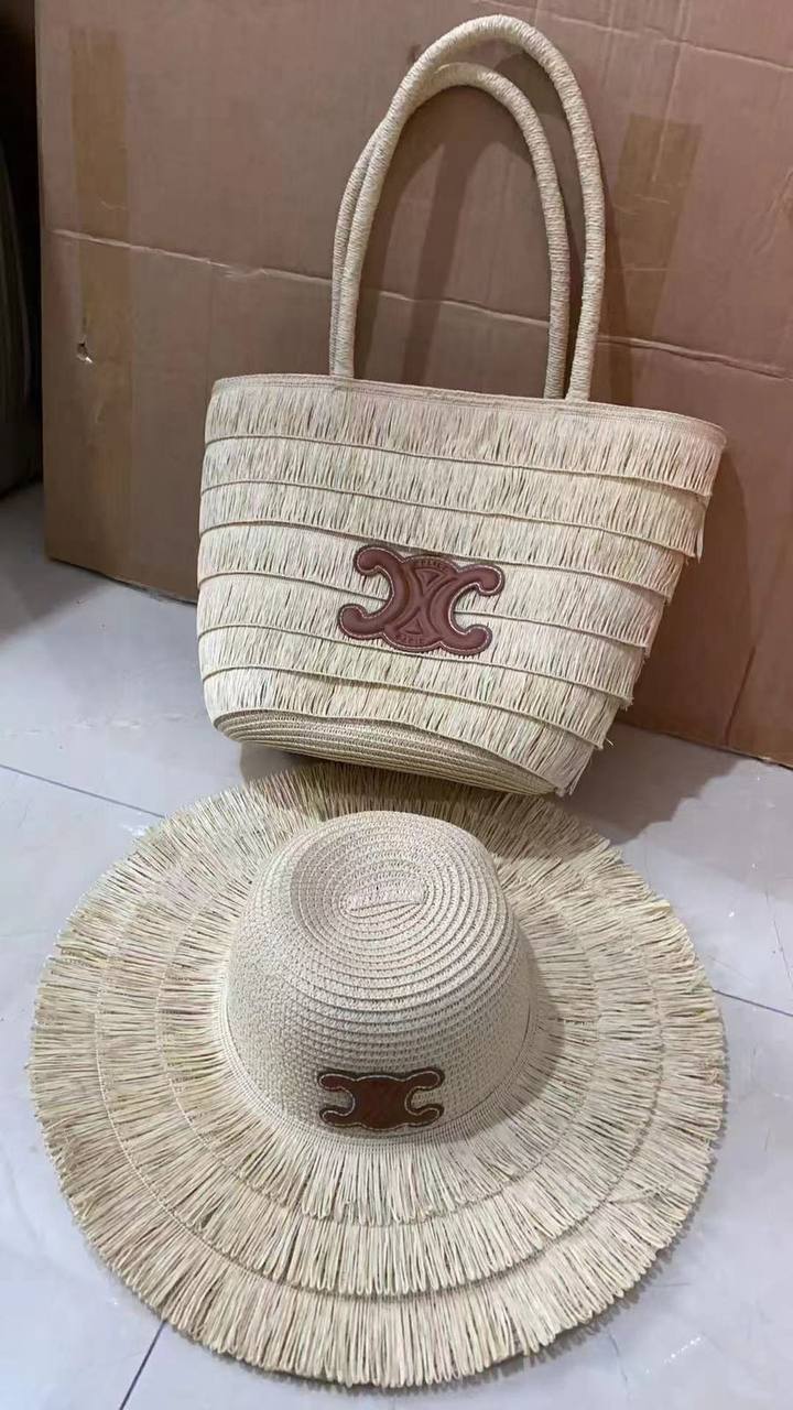 BEACH BAG Set
GOOD QUALITY ,BAG AND HAT ONE SET ONLY 
90 dhs✅

Zain39
♥️♥️♥️