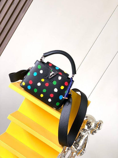 ✨New Chanel Kelly 🌈✨
Size : 19 Cm 
With original Packing 🎁
Vip 🔝
For Price 👇 WTSP Text Zain 0568585901

Zain280
♥️♥️♥️
