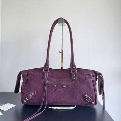 BALENCIAGA 
COPY ONE 
190 dhs🇦🇪🇦🇪

Zain295
♥️♥️♥️
