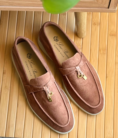 𝗟𝗼𝗿𝗼𝗽𝗶𝗮𝗻𝗮
𝘀𝗶𝘇𝗲 𝟯𝟲 𝘁𝗼 𝟰𝟭 
450 dhs❤️

Zain178
♥️♥️♥️