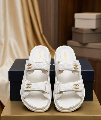 Chanel
Good Quality 😍
105 dhs✅

Zain40
♥️♥️♥️