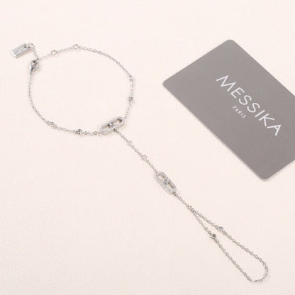 Messika ❤️‍🔥
Bracelet 🦋
Master quality ✨
With normal boxes 📦 
120DHS🇦🇪🇦🇪🇦🇪

With master box 🗃️ 
140 DHS🇦🇪🇦🇪🇦🇪
Zain216
♥️♥️♥️