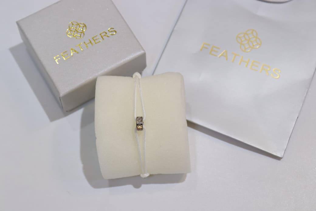 Feathers Bracelet
55 dhs✅

Zain33
♥️♥️♥️