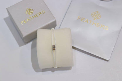 Feathers Bracelet
55 dhs✅

Zain33
♥️♥️♥️