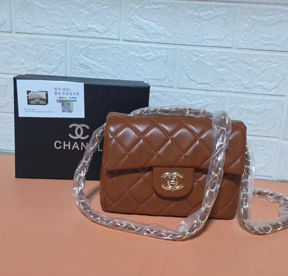Chanel
Wihh box 
70 dhs🇦🇪🇦🇪

Zain232
♥️♥️♥️