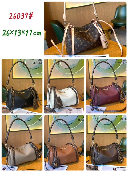 LV
High quality
With box 🎁

110 dhs✅

Zain136
♥️♥️♥️