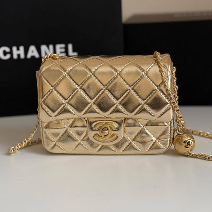 Chanel
Master🌺
17cm 220 dhs✅

Zain134
♥️♥️♥️