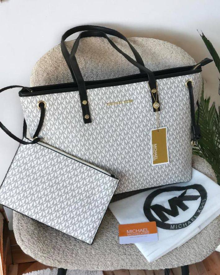 COACH
100 dhs💓

Zain175
♥️♥️♥️