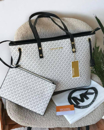 COACH
100 dhs💓

Zain175
♥️♥️♥️