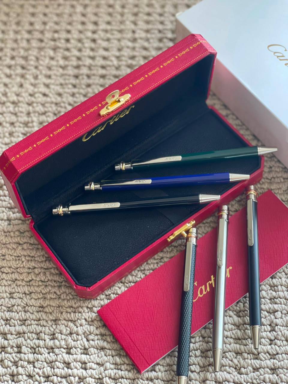 CARTIER
*Pen✍️*
*New Collection*
*Master Quality*
190 dhs✅

Zain179
♥️♥️♥️