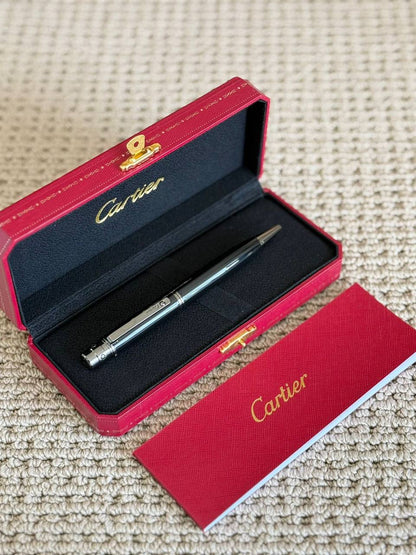 *NEW COLLECTION* 
*PEN 🖊️*
*SUPER MASTER QUALITY*
190 dhs✅

Zain179
♥️♥️♥️
