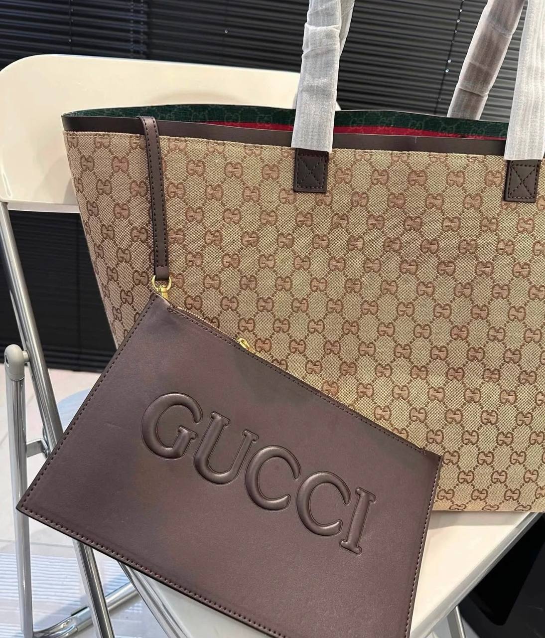 GUCCI NEW DESIGN HIGH QUALITY WITH POUCH 
120 dhs🇦🇪🇦🇪

Zain295
♥️♥️♥️