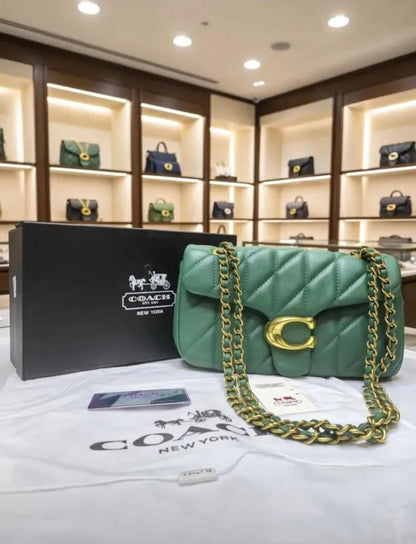 Coach
115 dhs💛
with box
SIZE:26*8*14

Zain07
♥️♥️♥️
