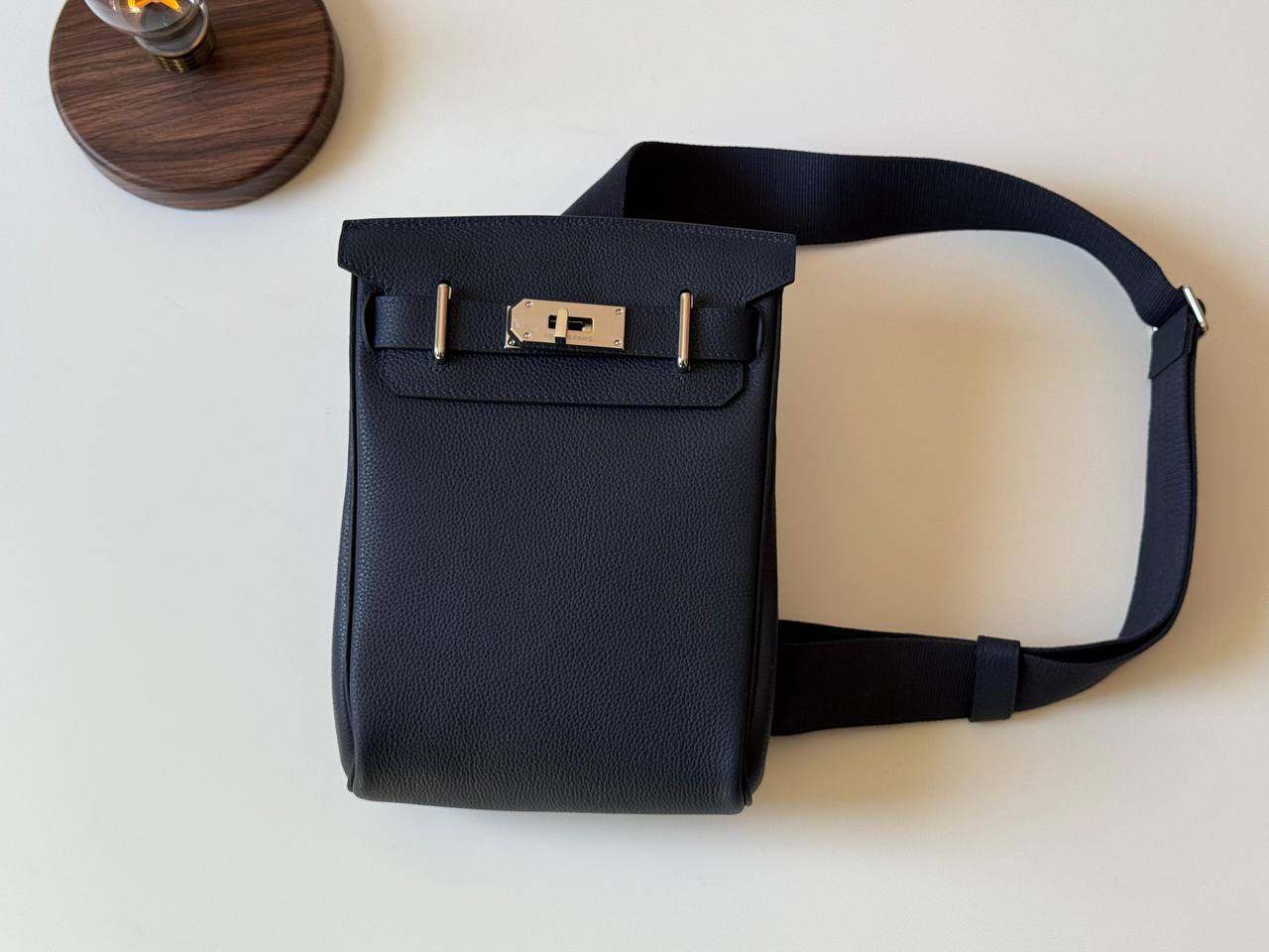 Hermes
hac and doc 18cm💕master quality😍with box❤️
380 dhs✅

Zain52
♥️♥️♥️
