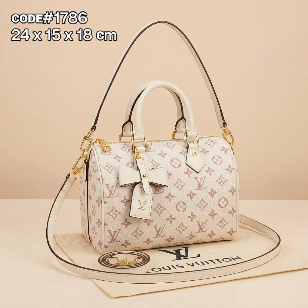 LV
sᴘᴇᴇᴅʏ ᴍᴏɴᴏɢʀᴀᴍ
ᴅɪsᴛɪɴᴄᴛɪᴠᴇ ᴅᴇᴄᴏʀᴀᴛɪᴠᴇ
ʙᴏᴡ ᴄʜᴀʀᴍ ᴀᴛᴛᴀᴄʜᴇᴅ
ᴡɪᴛʜ ʟᴏɴɢ & sʜᴏʀᴛ sᴛʀᴀᴘ
ɢᴏʟᴅ ʜᴀʀᴅᴡᴀʀᴇ
sɪᴢᴇ : 24 cm

75 dhs🇦🇪🇦🇪

Zain31
♥️♥️♥️
