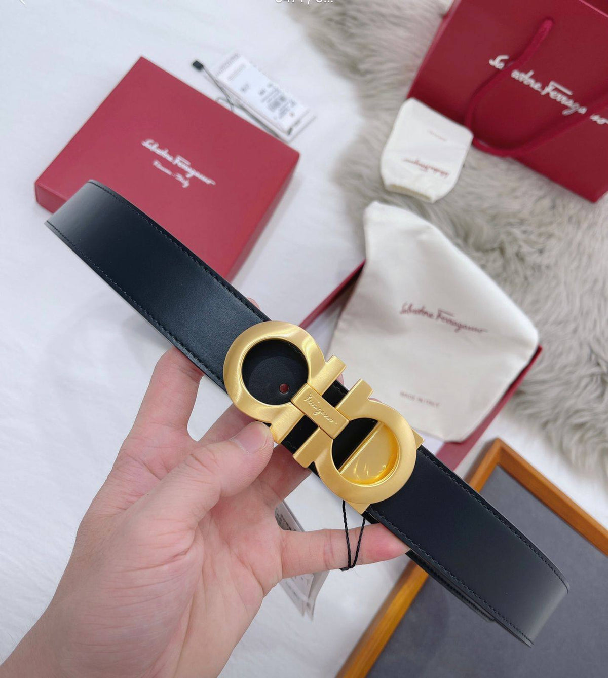 Feragamo

For man
320 dhs🇦🇪🇦🇪

Zain164
♥️♥️♥️