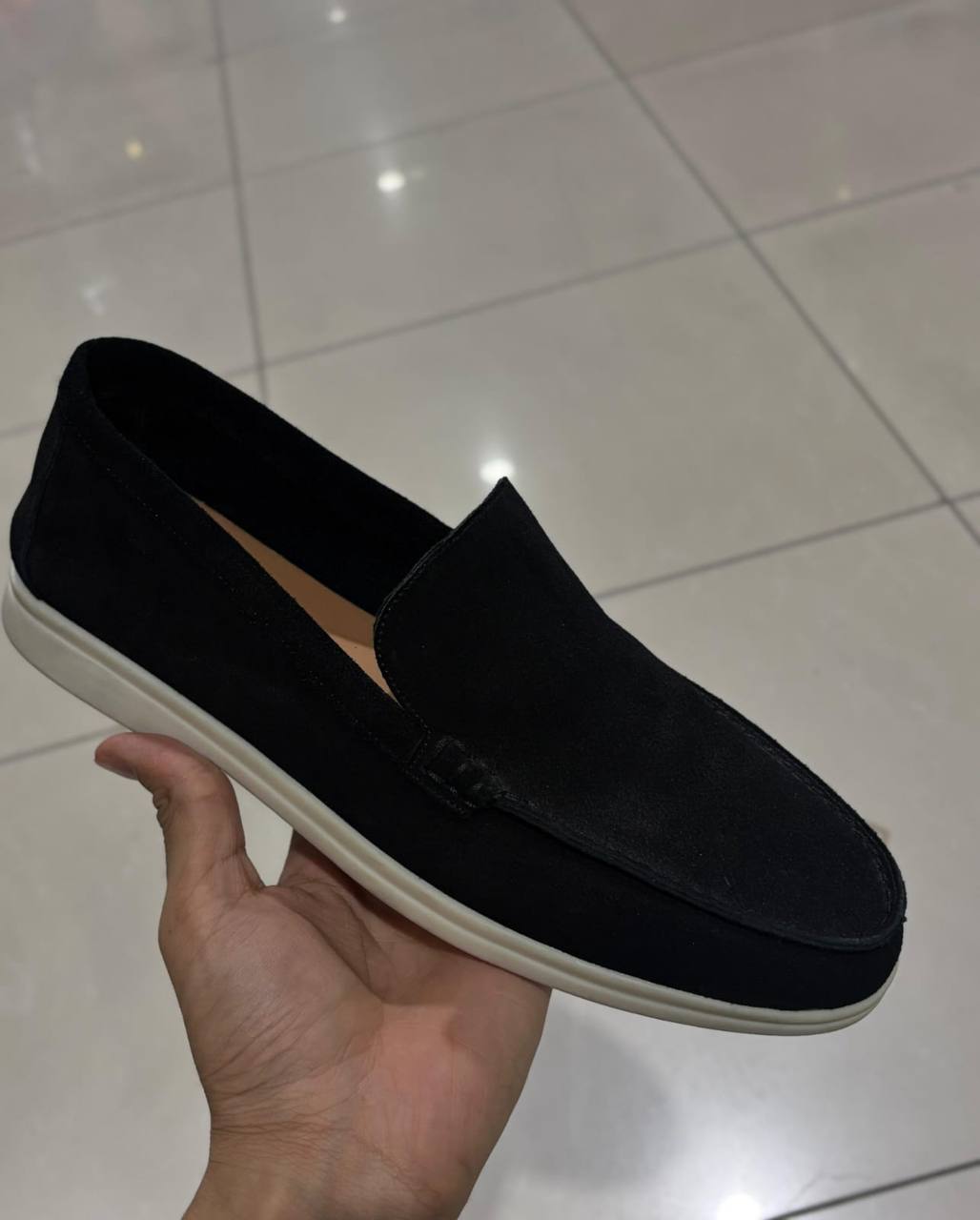 Loro Piana
Size:40 to 45
150 dhs💓

Zain241
♥️♥️♥️