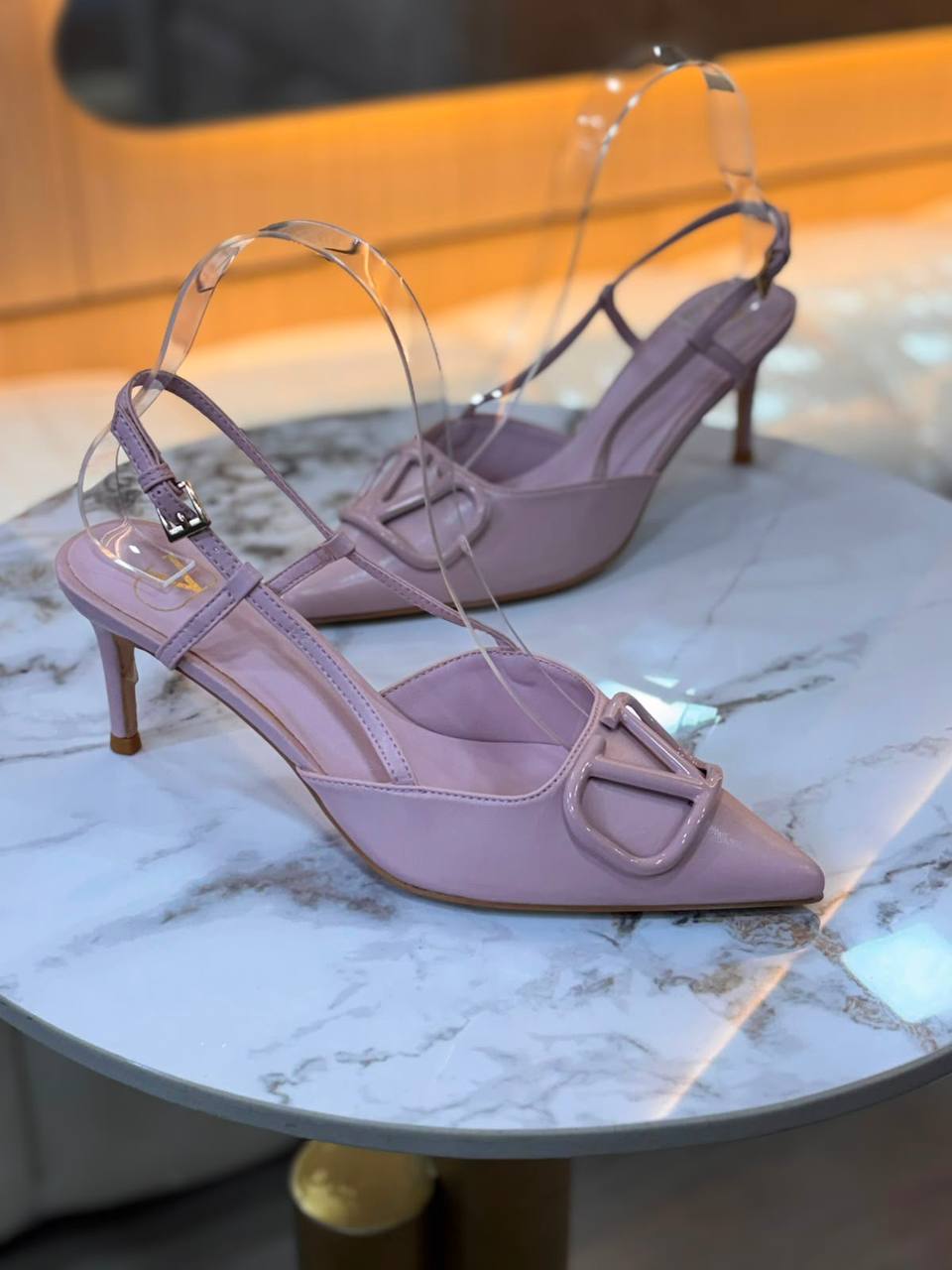 Valentino sandal

100 DHS🇦🇪🇦🇪

36-42

Zain30
Zain50
♥️♥️♥️