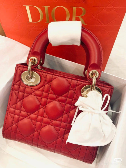 Dior -  Master🌺
For Price 👇 WhatsApp✅
0568585901 
0507557372
0552275751 Owner Zain 👌

Zain111
♥️♥️♥️