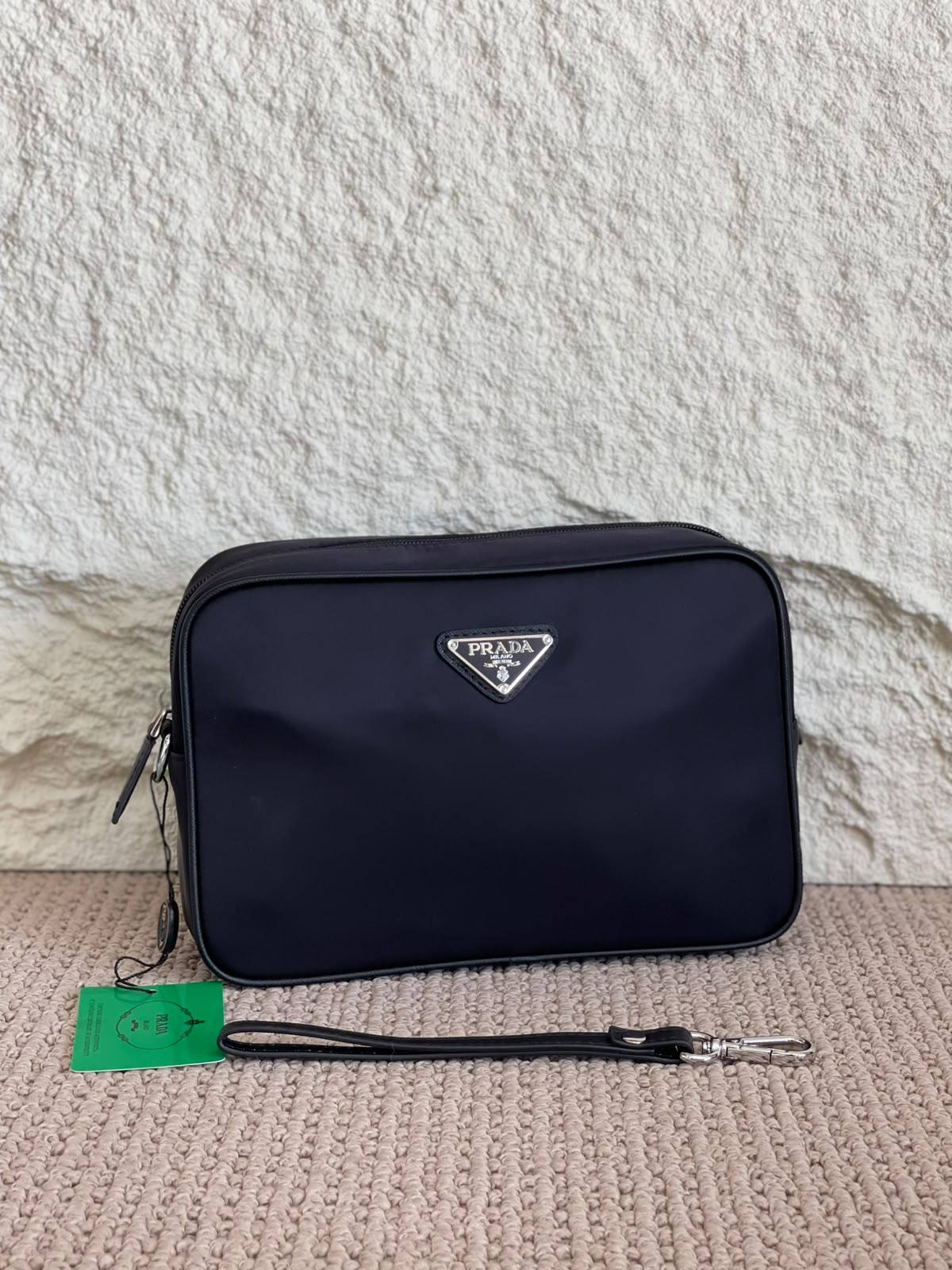 PRADA
Master Quality

410 dhs🇦🇪🇦🇪🇦🇪


Zain179
♥️♥️♥️