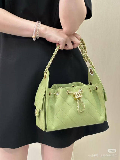 Chanel

22 cm

330 dhs🇦🇪🇦🇪

Zain297
♥️♥️♥️