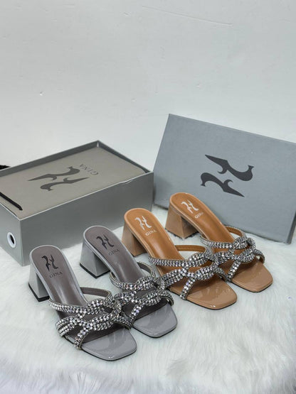 Gina 
💯high quality
110 dhs👑

Zain86
♥️♥️♥️
