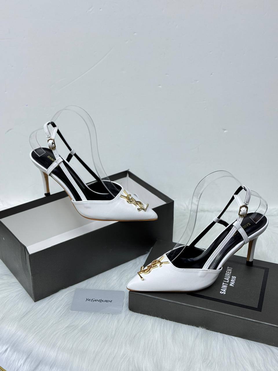 YSL
 *New arrived* 
Size 36 to 41
105 dhs🪙🌨️

Zain21
♥️♥️♥️