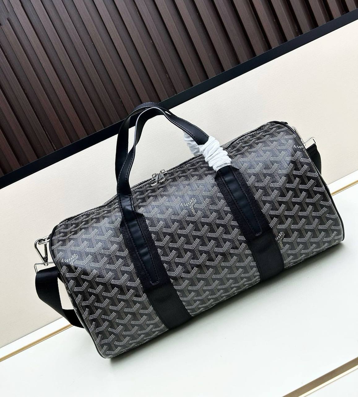 GOYARD TRAVELING BAG 
 GOOD QUALITY 
115 dhs✅
40CM

Zain295
♥️♥️♥️