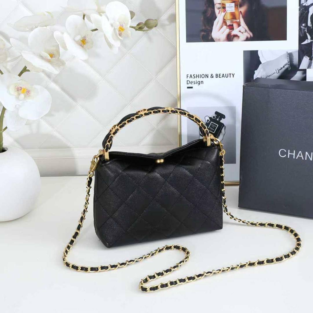 Chanel

100 dhs🇦🇪🇦🇪

Zain26
♥️♥️♥️