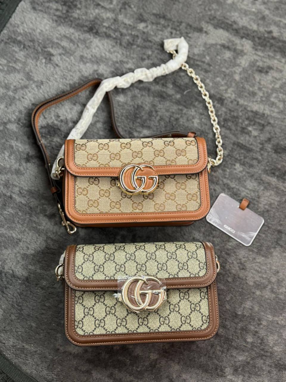 Gucci Master
260 dhs🪙💕

#With box😍❤️
🎁🎁🎁

#21.5cm….

Zain228
♥️♥️♥️