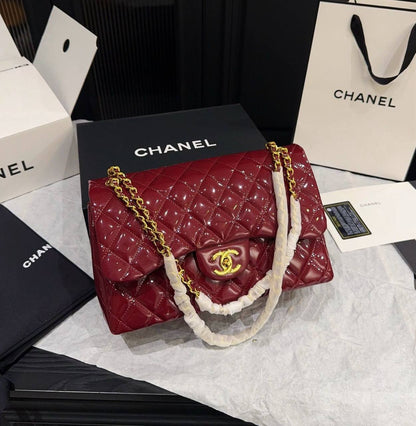 FENDI 
COPY ONE 
180 dhs✅CHANEL 

WITH BOX  
🎁🎁🎁

110 dhs✅
SIZE: 25cm

Zain39
♥️♥️♥️

Zain39
♥️♥️♥️
