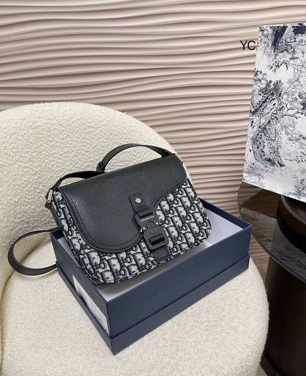 Dior
MASTER  👌👌👌
250 dhs✅

Zain33
♥️♥️♥️