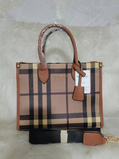 Burberry
70 dhs🇦🇪🇦🇪

Zain136
♥️♥️♥️