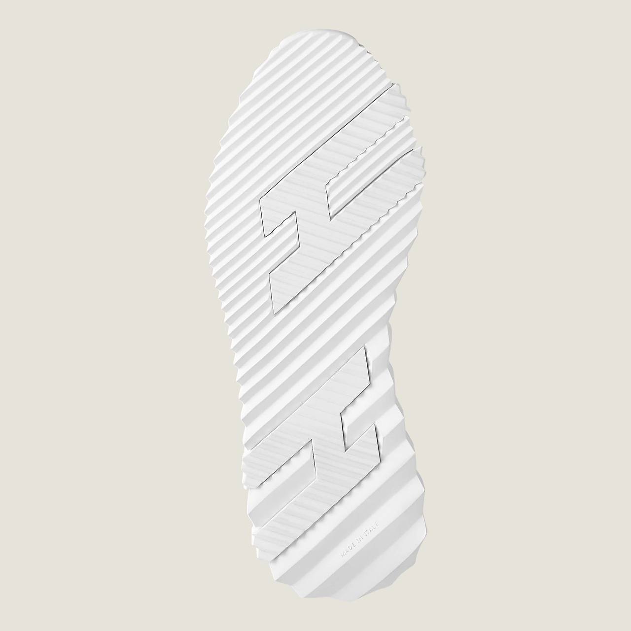 Hermes Bouncing Sneakers 🤍
40 to 45 AVAILABLE 
345 dhs✅

Zain242
♥️♥️♥️