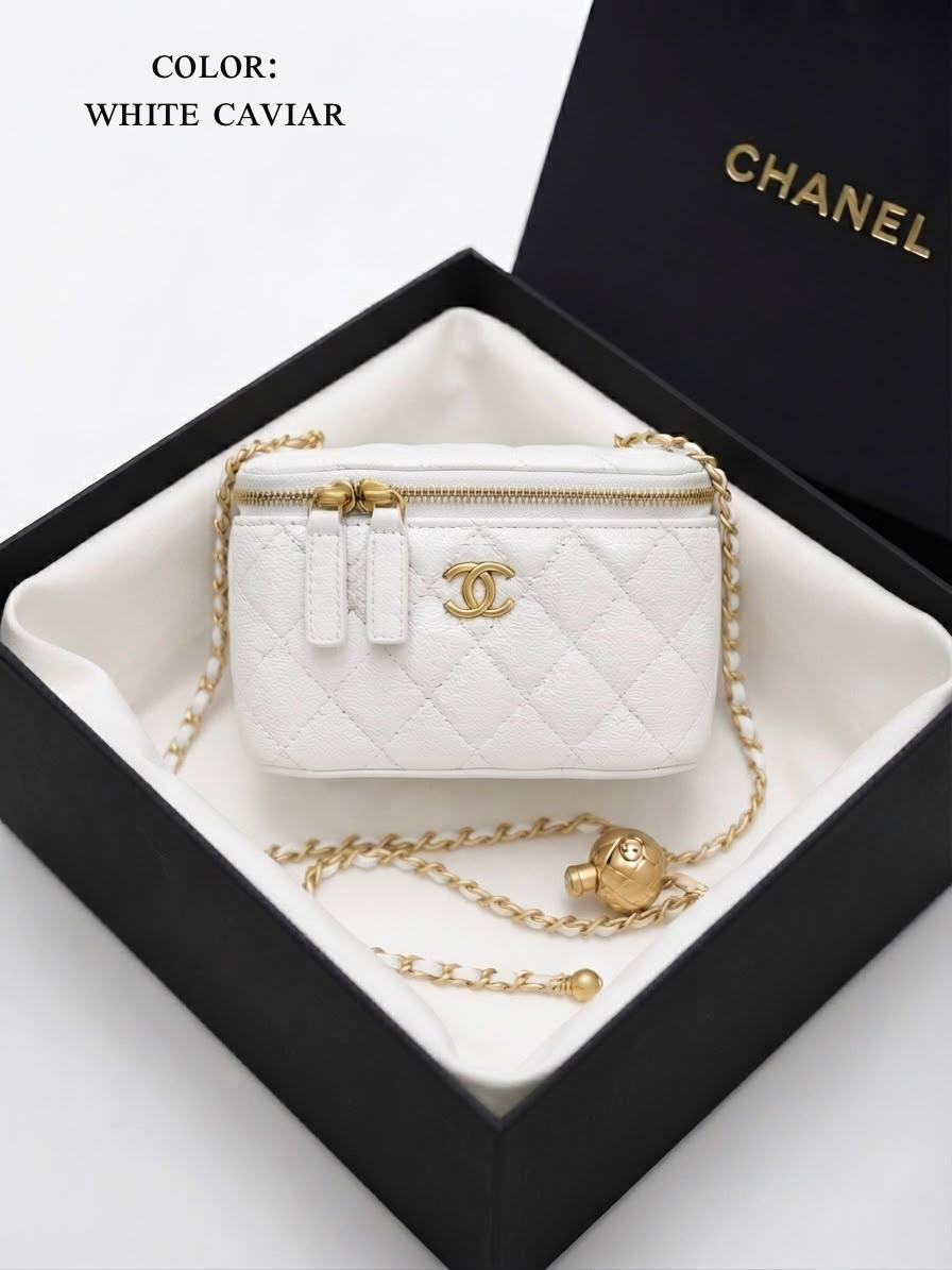 Chanel ᴠᴀɴɪᴛʏ ᴄᴀsᴇ
ᴍɪʀʀᴏʀ ɪɴsɪᴅᴇ/ ɢᴏʟᴅ ᴄʜᴀɪɴ
ᴡɪᴛʜʙᴏx
ᴄᴀᴠɪᴀʀ
sɪᴢᴇ:17ᴄᴍ
100 dhs✅

Zain56
♥️♥️♥️