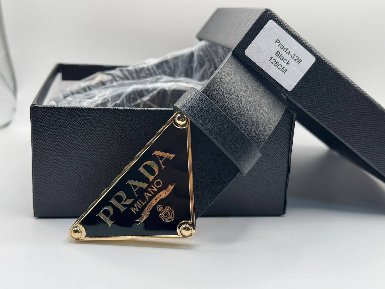 Belts
With box 
🎁🎁🎁

40 dhs✅

Zain93
♥️♥️♥️
