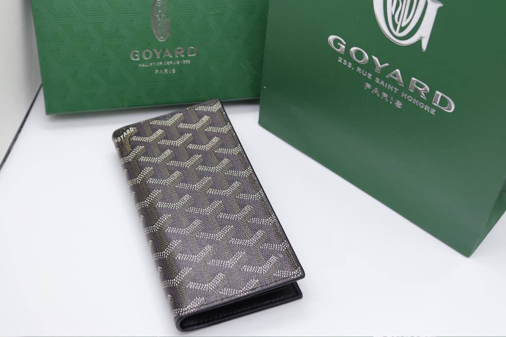 Goyard Long Wallet 
New 
Good Quality
70 dhs✅

Zain33
♥️♥️♥️