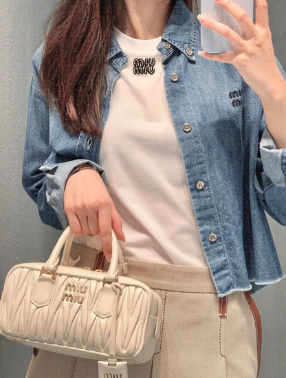 MIU MIU 

NEW CAME 
HIGH QUALITY 

WITH BOX 
115 dhs🇦🇪🇦🇪

Zain39
♥️♥️♥️