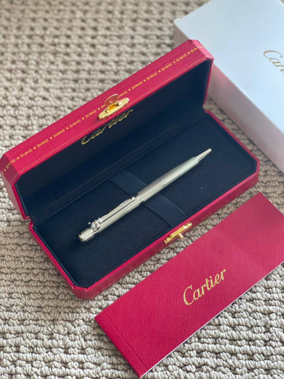 CARTIER
Pen
*New Collection*
*Master Quality*
190 dhs✅

Zain179
♥️♥️♥️