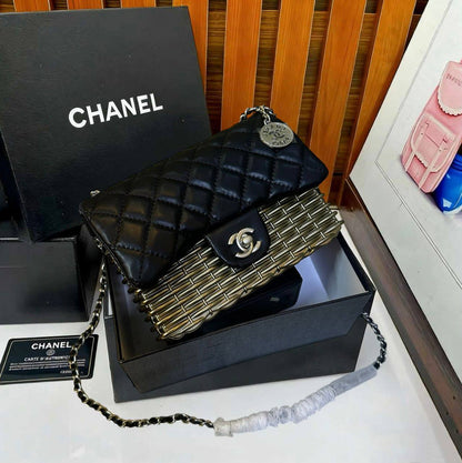 CHANEL 
COPY ONE NEW CAME 

WITH BOX 
🎁🎁🎁

180 dhs💓

Zain39
♥️♥️♥️