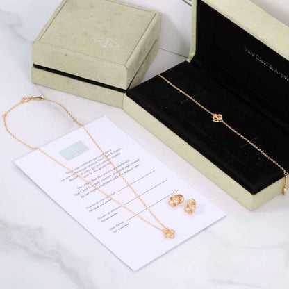 NECKLACE
BRACELET 
EARRINGS
 MINI
VCA SET
125 DHS💓

Zain89
♥️♥️♥️