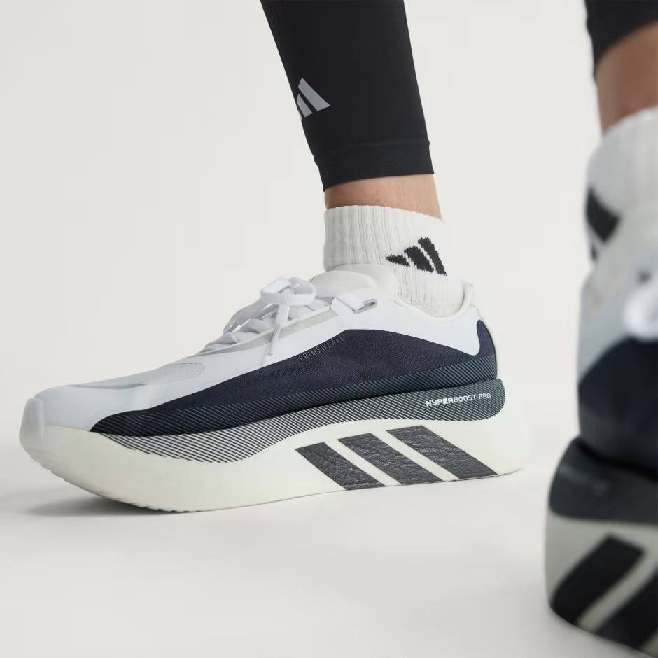 Adidas

New 🆕

40 TO 46
190 dhs🇦🇪🇦🇪

Zain183
♥️♥️♥️