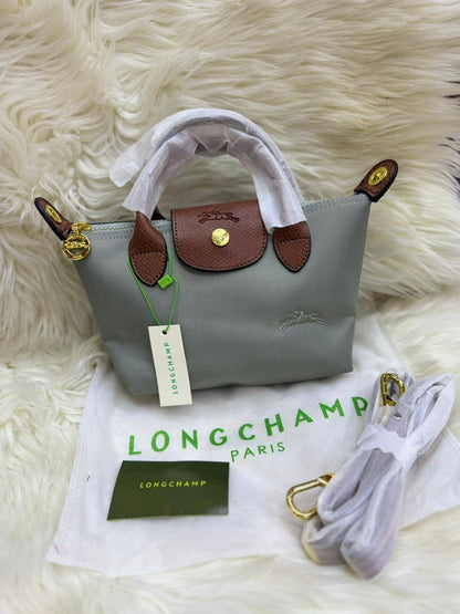 🌷 LongChamp Small
1️⃣ First  Quality 
Size：23 * 14 cm
65 dhs🇦🇪🇦🇪

Zain115
♥️♥️♥️