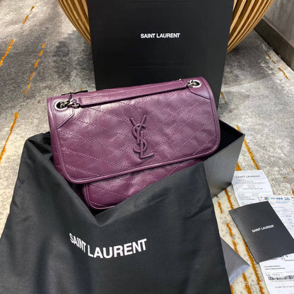 YSL Master
20cm 
280 dhs🪙🌨️

Zain10
♥️♥️♥️