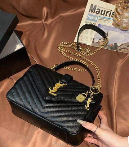 YSL
25*16*9 cm
85 dhs

With box
🎁🎁🎁

Zain17
♥️♥️♥️