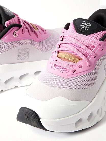 LOEWE + ON Cloudtilt 2.0 ‘Pink/White’☁️🌷
36-41 AVAILABLE 
220 dhs🪙🖤

Zain242
♥️♥️♥️