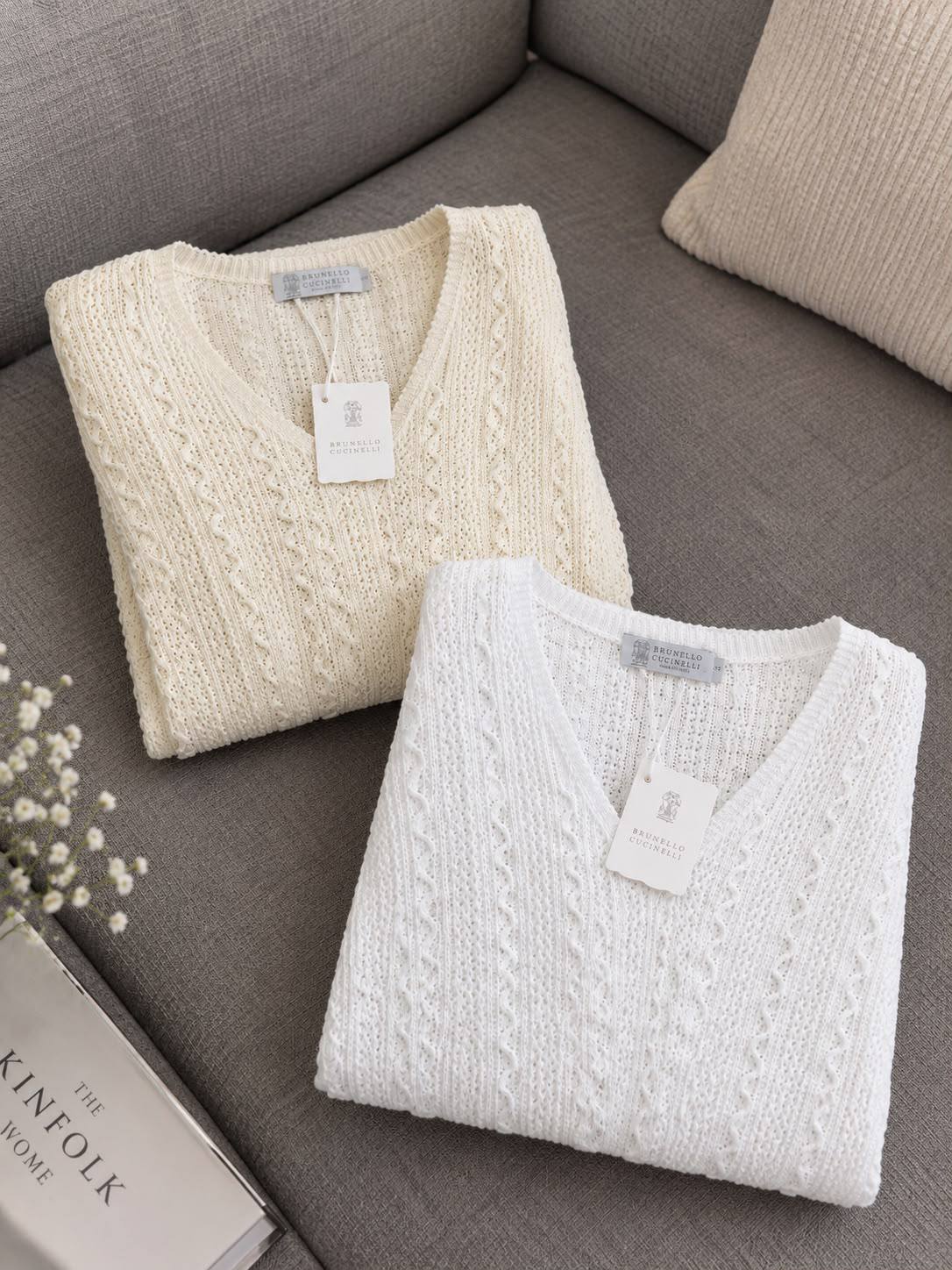 BRUNELLO CUCINELLI
Women’s Knit Sweater


Master Quality 
SML
380 dhs🇦🇪🇦🇪🇦🇪

Zain276
♥️♥️♥️