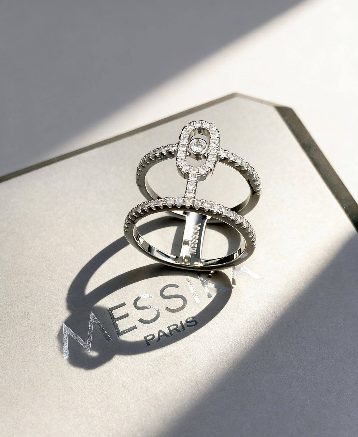 MESSIKA RING
MASTER✨💫
SIZE 6-7-8-9
AVAILABLE
55 dhs🇦🇪🇦🇪


WITH BOX AND PAPER BAG🛍️🎁

Zain89
♥️♥️♥️