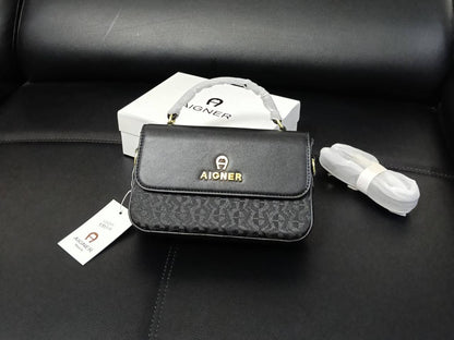 MK
Aigner
90 dhs🇦🇪🇦🇪
size 20cm
with box

Zain26
♥️♥️♥️